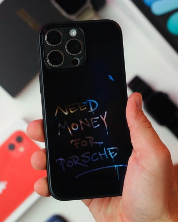 Picasee ULTIMATE CASE MagSafe za Apple iPhone 13 - Neon Nights